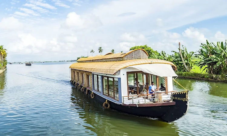 Kerala backwater holiday package